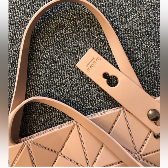 Issey Miyake BaoBao Tote Pink - Picture 2 of 5